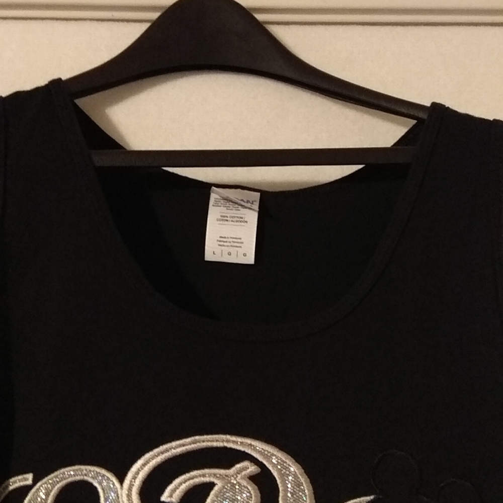💫 Gildan Large Sleeveless Tee - Picture 2 of 8